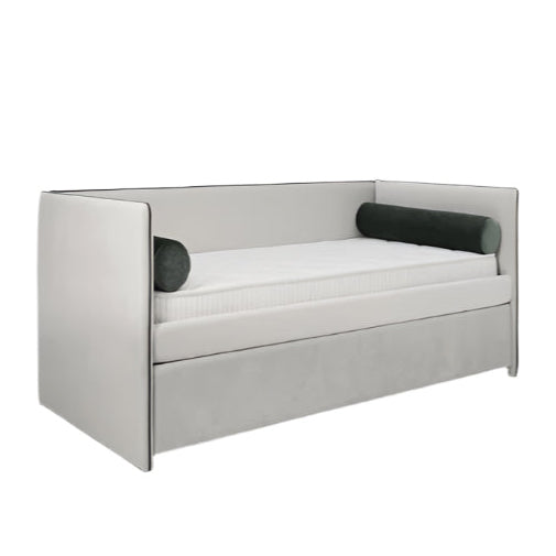 Mea bed, featuring a low frame and a soft edge.