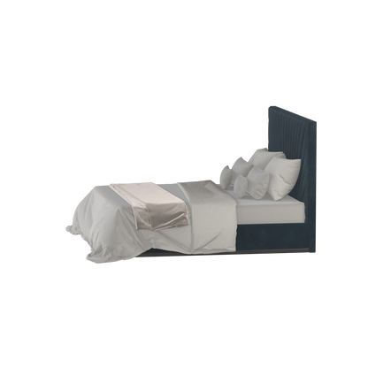 Lucia Bett mit hohem Kopfteil